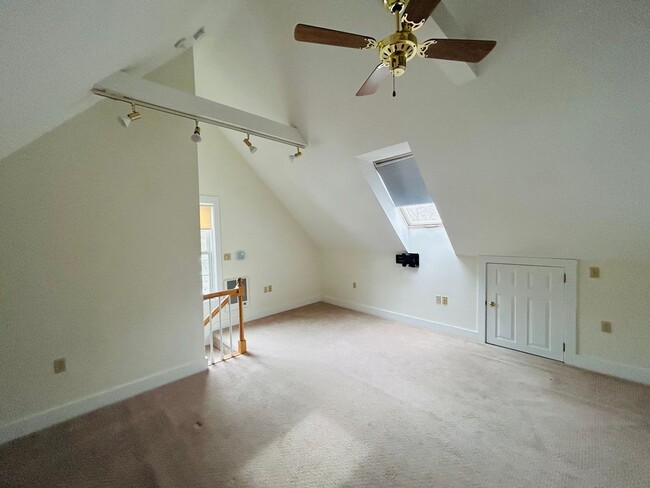 Photo - Beautiful 4 Bed/2.5 Bath Condo Available Now in Portsmouth NH | Unit 67