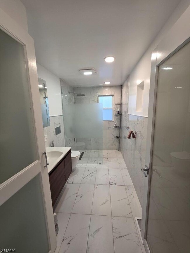 Photo - 71 Newark Pl