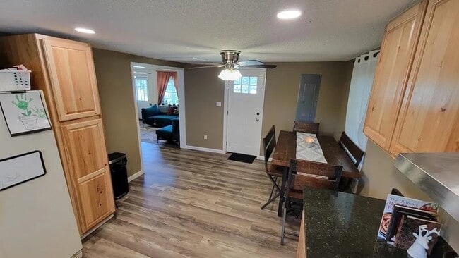 Photo - 3963 Trudie Rd