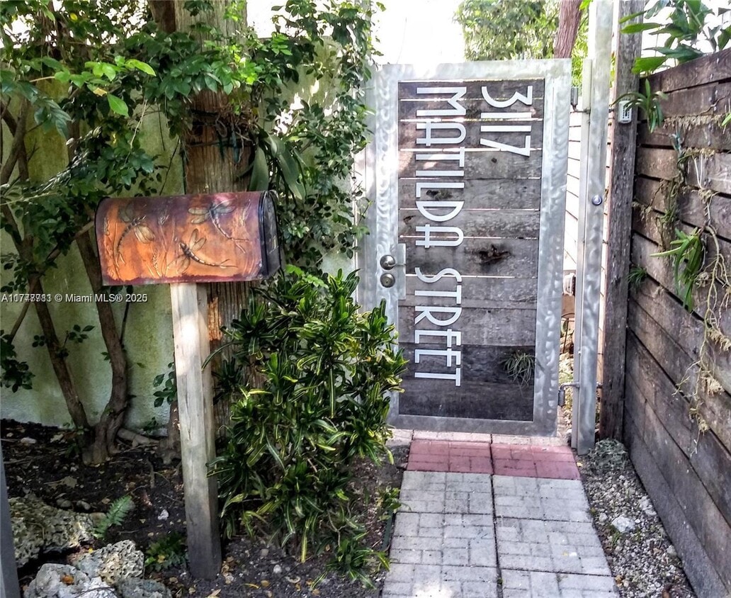 Photo - 3117 Matilda St (Miami, FL)