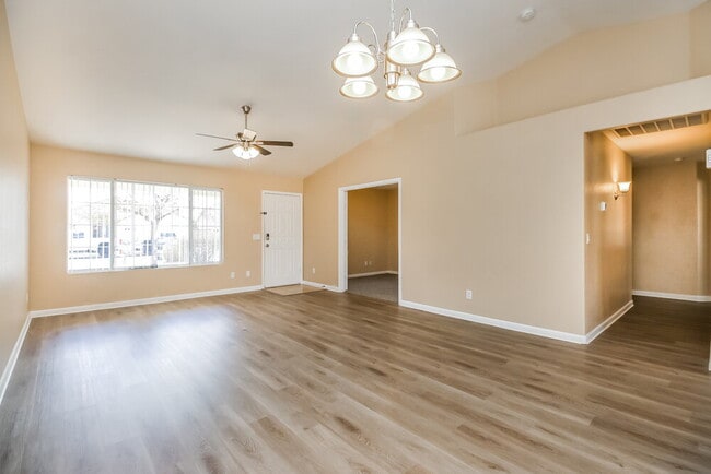 Photo - 11346 E Dartmouth St