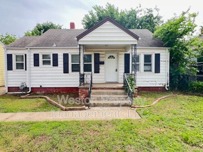 Building Photo - 2236 NW 37th St