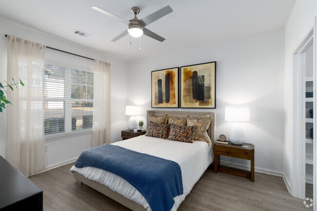 2BR, 2BA - 1,168SF - Primary Bedroom