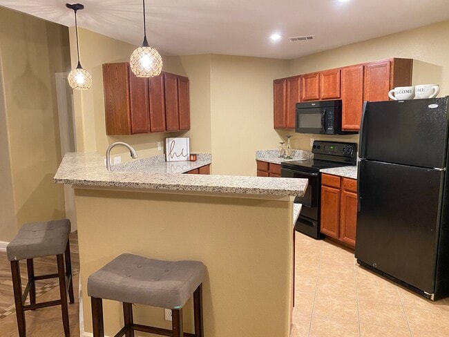 Photo - 513 Paddle Dr