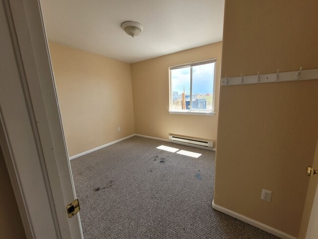 Photo - 912 E Symons St Unit B