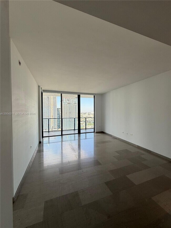 Photo - 68 SE 6th St Unit 2506