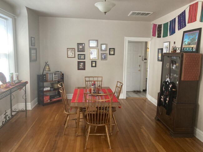 Dining Room - 7137 Tulane Ave Unidad 7137