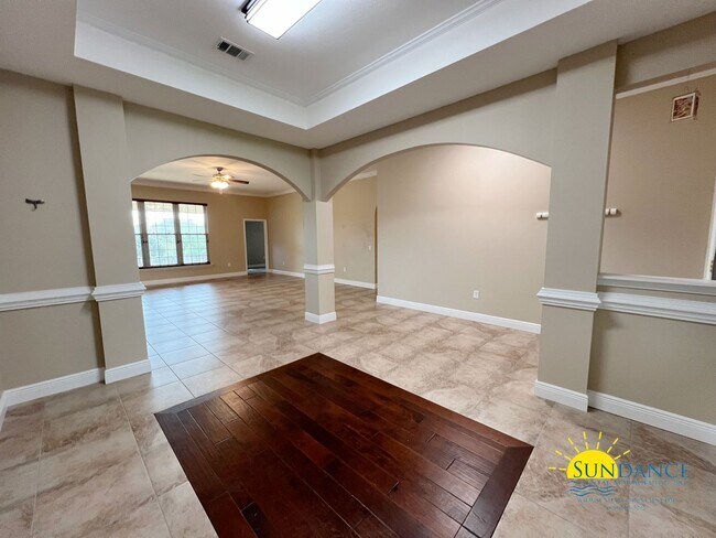 539 Tom Sawyer Ln