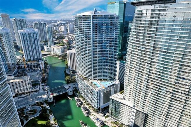 Photo - 200 Biscayne Blvd Way Apartamento Unidad 200 Biscayne Boulevard Way # 50-01