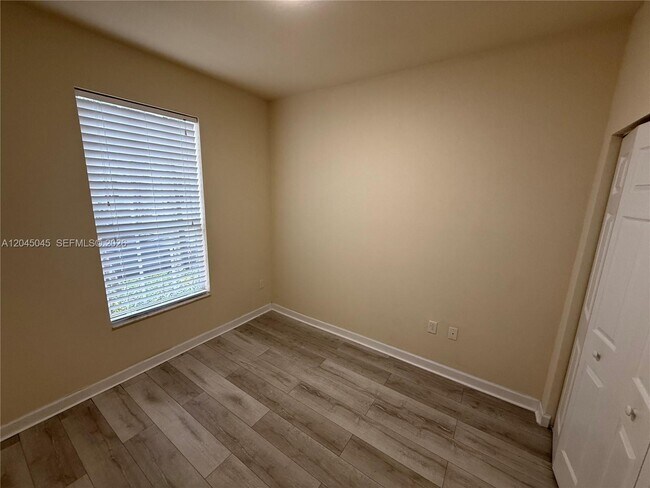 Photo - 9572 SW 169th Pl