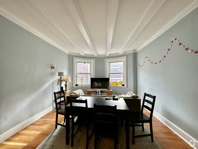 Building Photo - 43 Boulevard Ter Unit 2 Rental