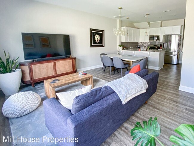 2 br, 3.5 bath House - 140 Manordale Drive - 2 br, 3.5 bath House - 140 Manordale Drive