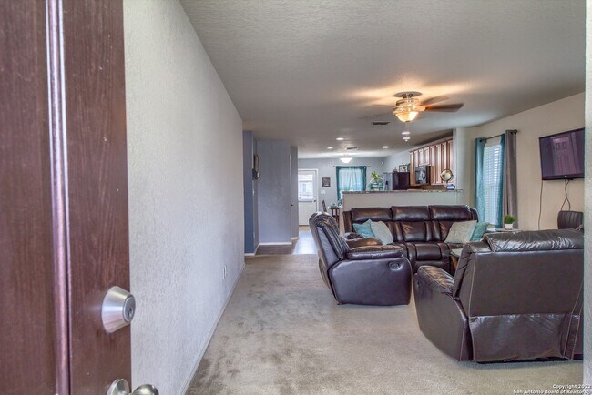 Photo - 10126 Round Rdg