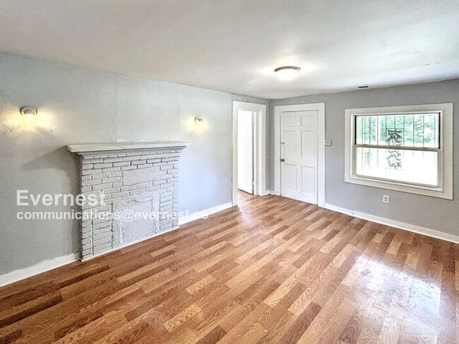 Photo - 2028 Powderly Ave SW