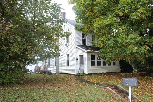 Building Photo - Single Family Home