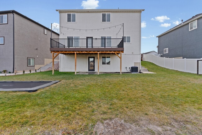 Full back view of deck - 4877 E Silver Ridge Rd