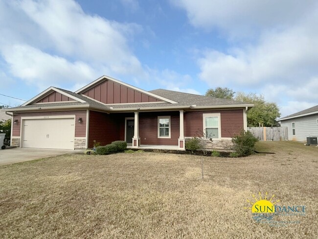 Building Photo - Exquisite 4 Bedroom Home in Navarre Near Beaches & Amenities!