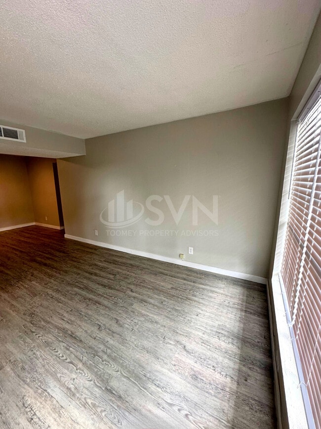 Photo - Shell Pointe Apartments