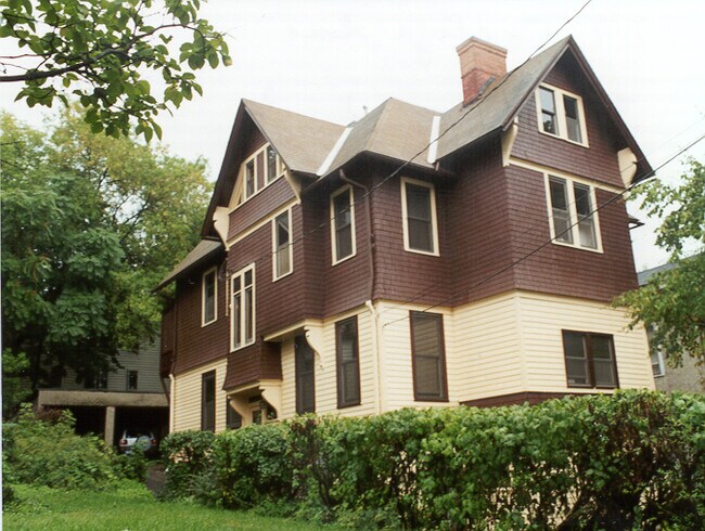 Photo - 127 College Ave Unit Apt 1