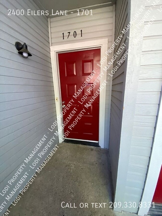 Photo - 2400 Eilers Ln