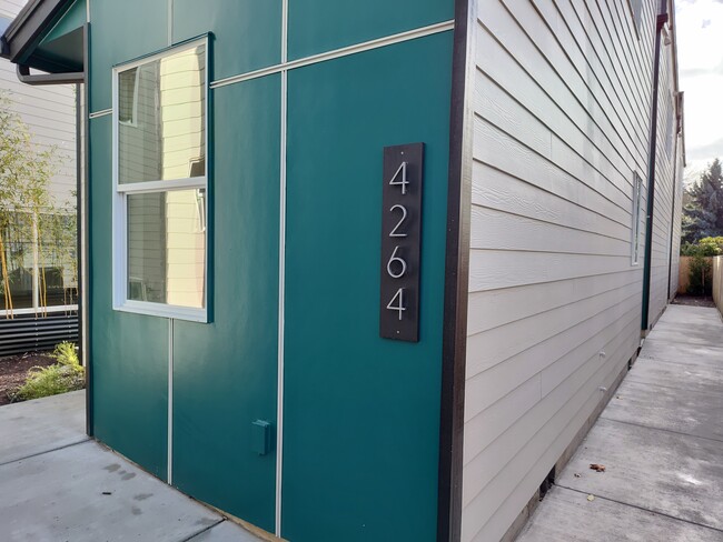 Photo - 4264 NE Going St