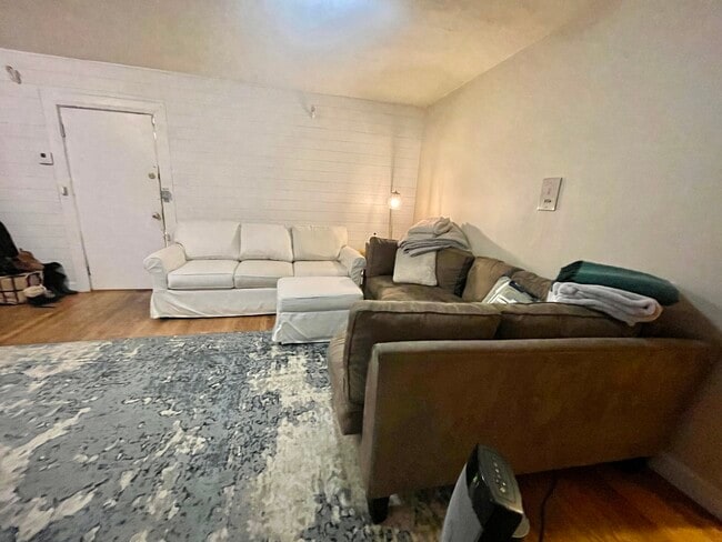Photo - 337 Beacon St Unit 1