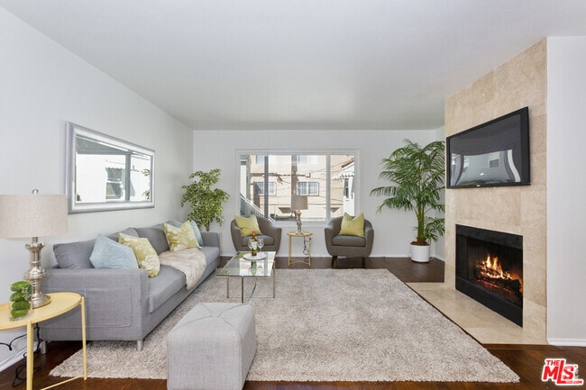 Building Photo - 8515 Saturn St Unit 105 Rental
