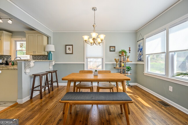 Photo - 3265 N Fulton Ave