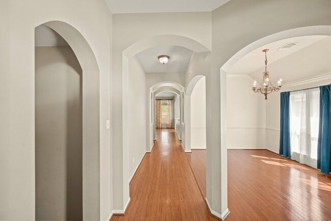 Photo - Welcome home to this charming single-story gem in the heart of Silverlake!