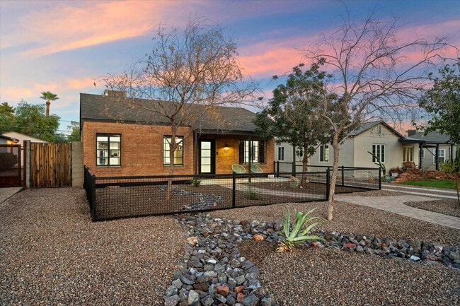 Photo - 1629 N 16th Ave