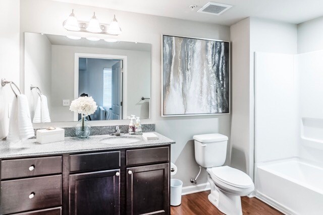 Photo - Russell Street Flats