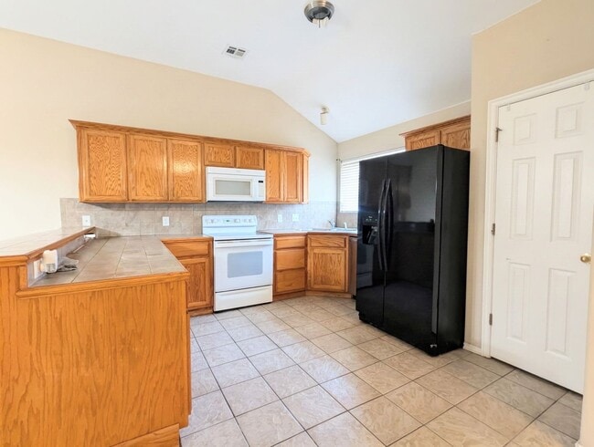 Photo - 2612 Deer Run Dr