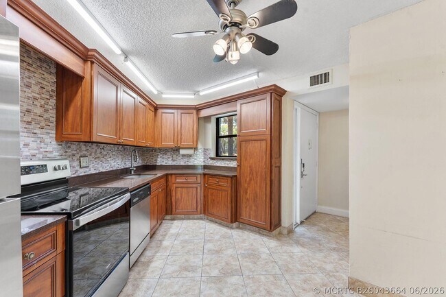 Photo - 5800 Camino Del Sol Unit 102