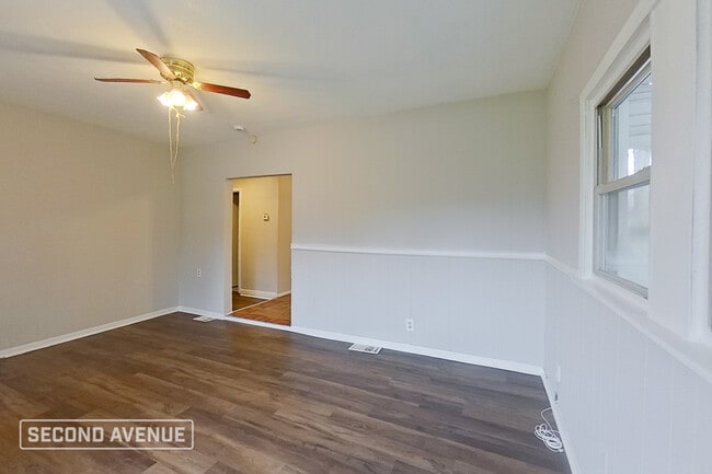 Photo - 1635 Bronson Rd