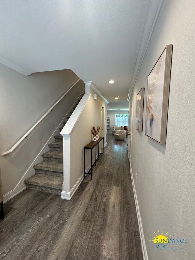 Photo - Beautiful 3BR/2.5BA Townhome inNiceville-Near Eglin AFB!