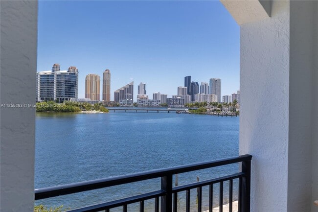 Photo - 3255 NE 184th St Unit 12407