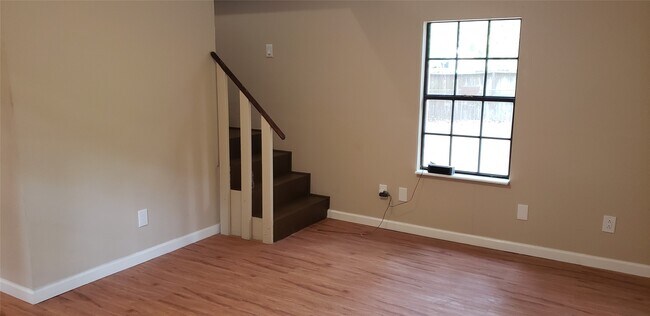 Photo - 15906 Longneck Dr