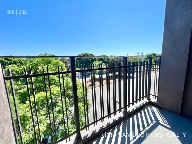 Photo - 8811 Burton Way Unit 308A