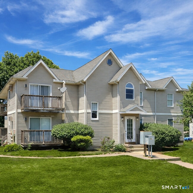 Building Photo - 666 Broad St Unit 7