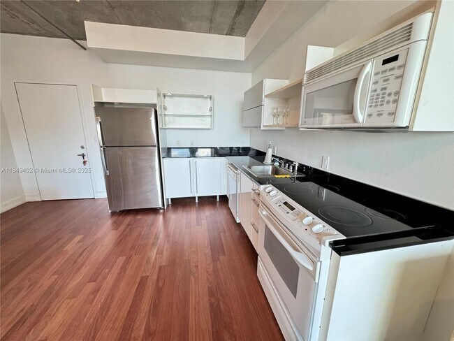 Photo - 690 SW 1st Ct Unit 2123