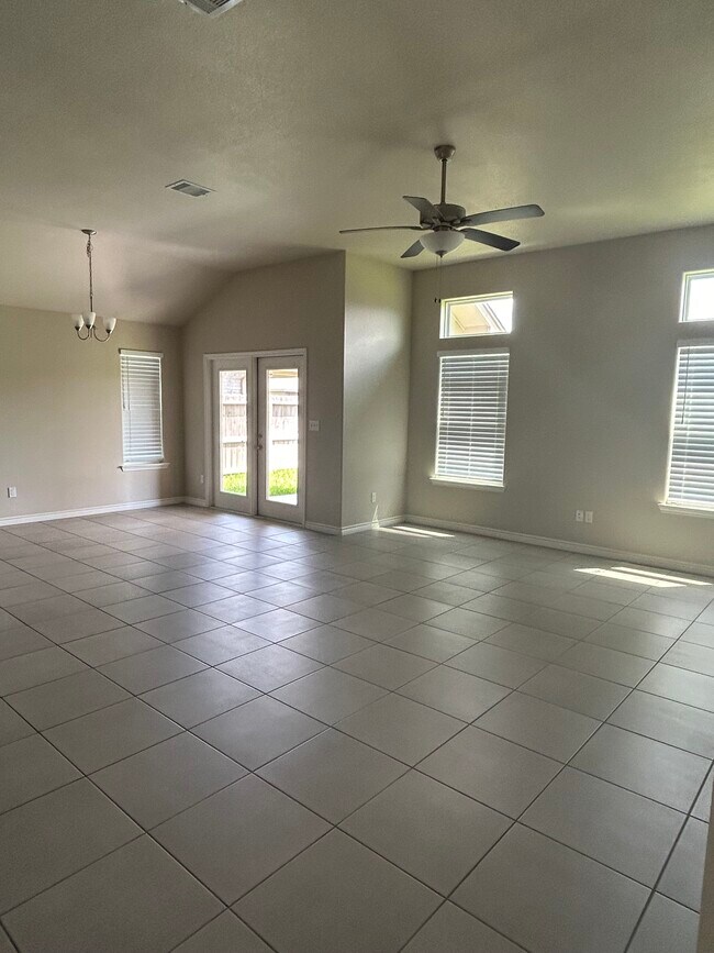 Photo - 7737 Stampede Dr