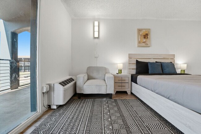 824 Camino La Costa Unit SI FL2-ID1612613P