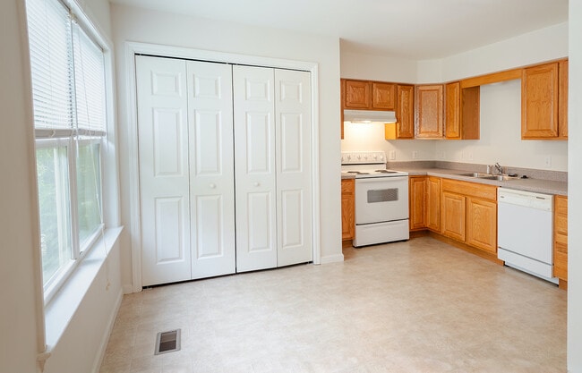Photo - 22 Independence Blvd Unit 3