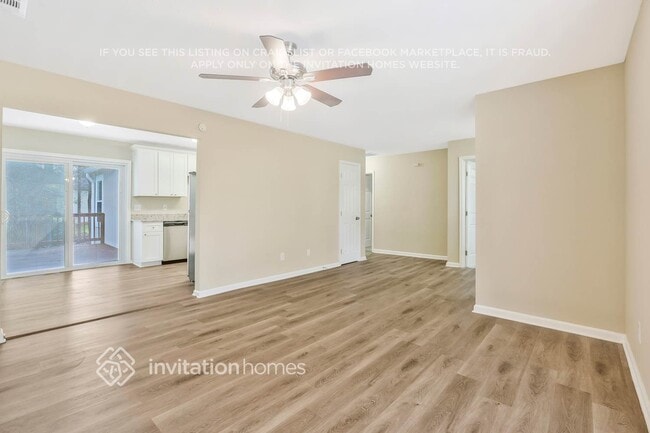 610 Woodcrest Manor Dr