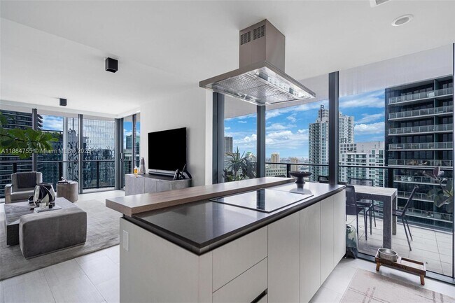 Photo - 1000 Brickell Plaza Unidad 4315
