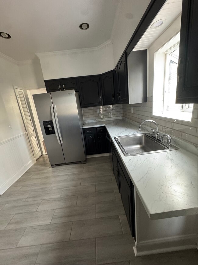 Photo - 232 Rector St