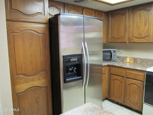 Photo - 12212 N Paradise Vlg Pkwy S Unit 208