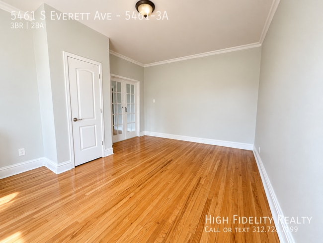 5461 S Everett Ave Unit 5461-3A