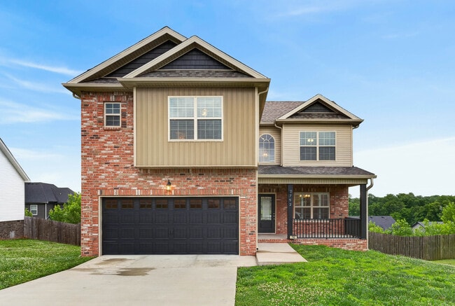 Building Photo - 792 Crestone Ln