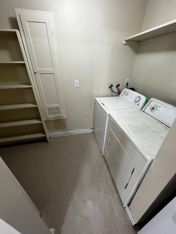 Photo - 5202 Castlewood Rd Unit A